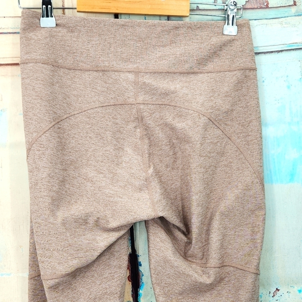 Outdoor Voices Dipped Leggings View 5
